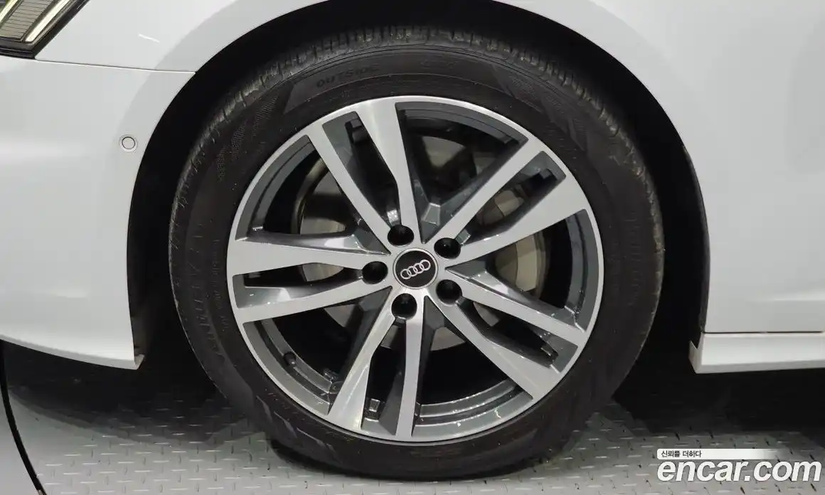 Audi A6 2022 2.0 Автомат в Москве № 196394, фото 17