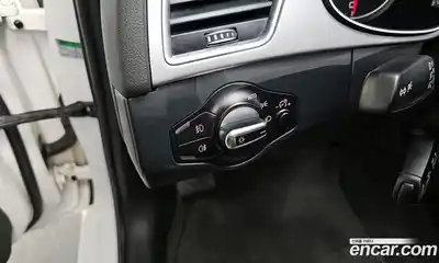 Audi A4 2015 2.0 Автомат в Москве № 196462, миниатюра 3