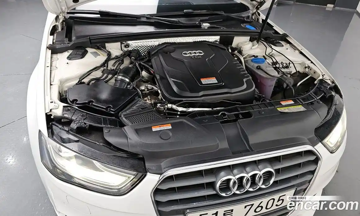 Audi A4 2015 2.0 Автомат в Москве № 196462, фото 9