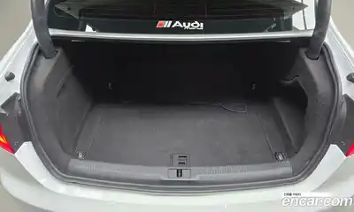 Audi A4 2013 2.0 Автомат в Москве № 196652, миниатюра 3