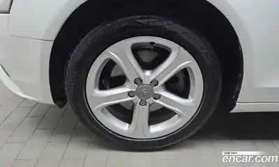 Audi A4 2013 2.0 Автомат в Москве № 196652, миниатюра 5