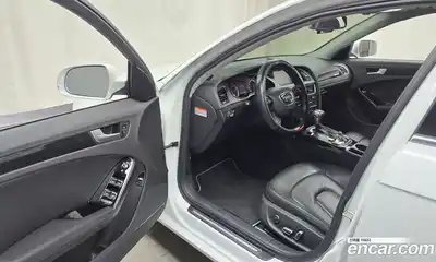 Audi A4 2013 2.0 Автомат в Москве № 196652, миниатюра 6