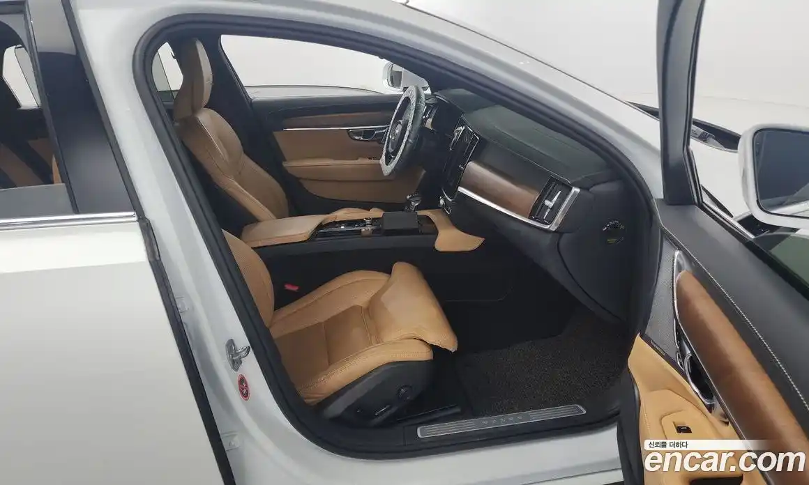 Volvo S90 2019 2.0 Автомат в Москве № 196925, фото 16