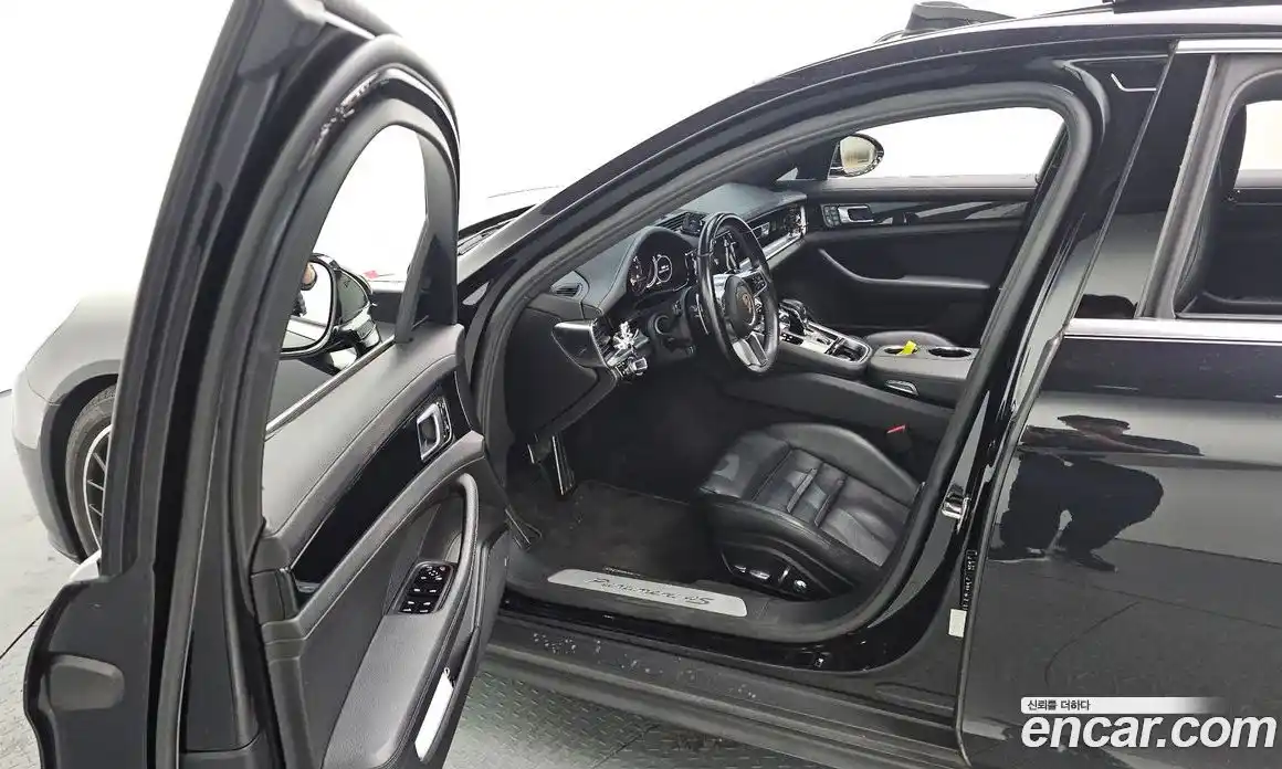 Porsche Panamera 2018 2.9 Автомат в Москве № 197566, фото 6