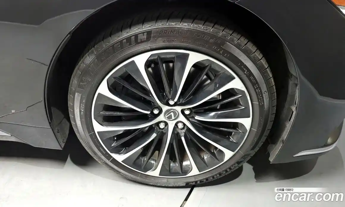 Lexus LS 2023 3.5 Автомат в Москве № 198838, фото 6