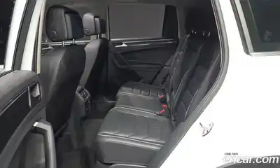 Volkswagen Tiguan 2024 2.0 Автомат в Москве № 198930, миниатюра 12