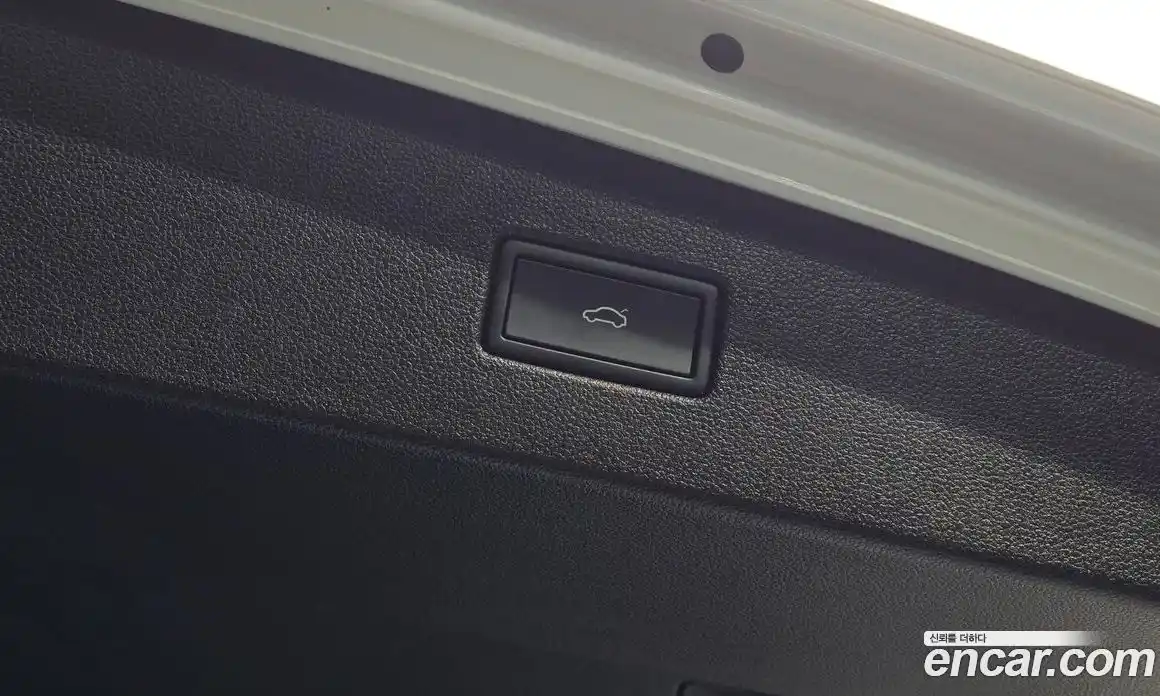 Volkswagen Tiguan 2024 2.0 Автомат в Москве № 198930, фото 18