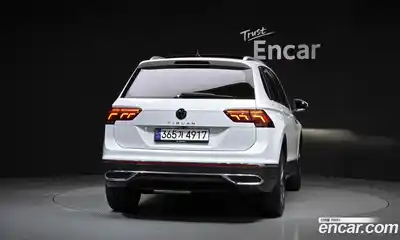 Volkswagen Tiguan 2024 2.0 Автомат в Москве № 198930, миниатюра 4