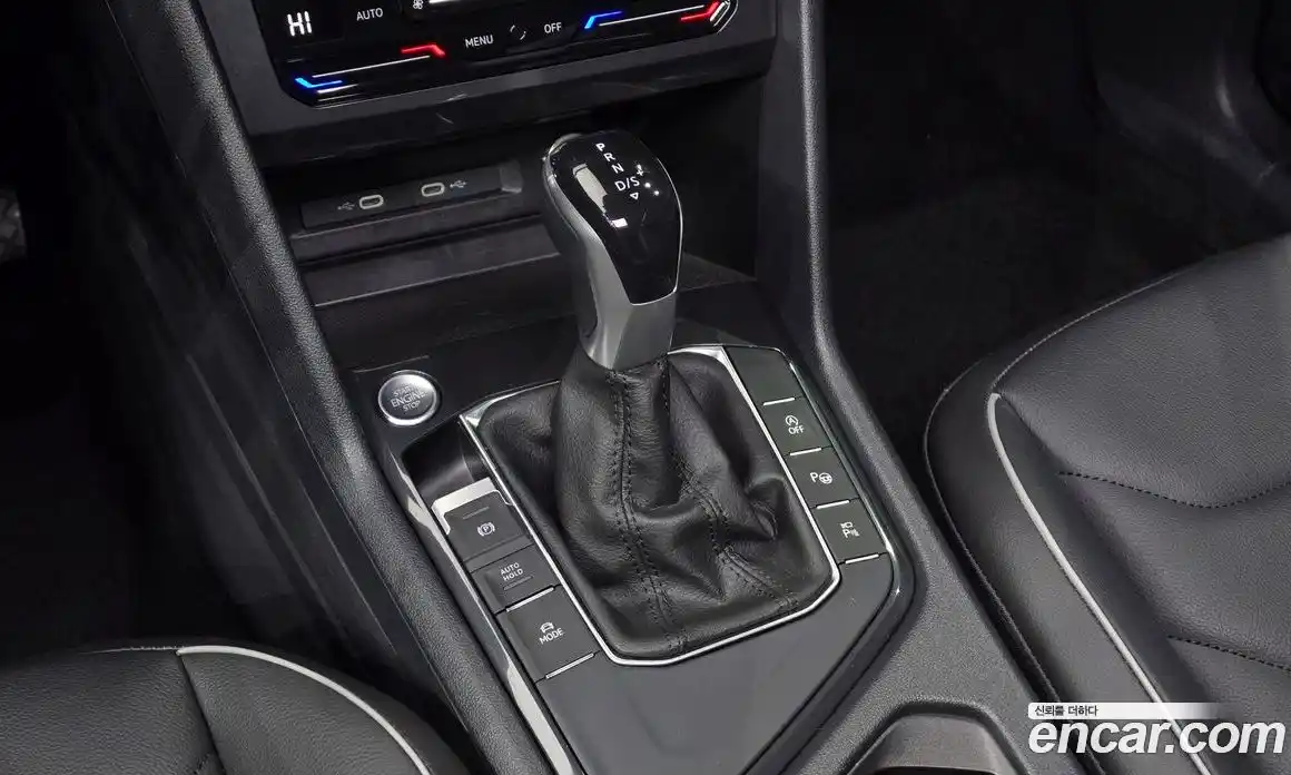 Volkswagen Tiguan 2024 2.0 Автомат в Москве № 198930, фото 9