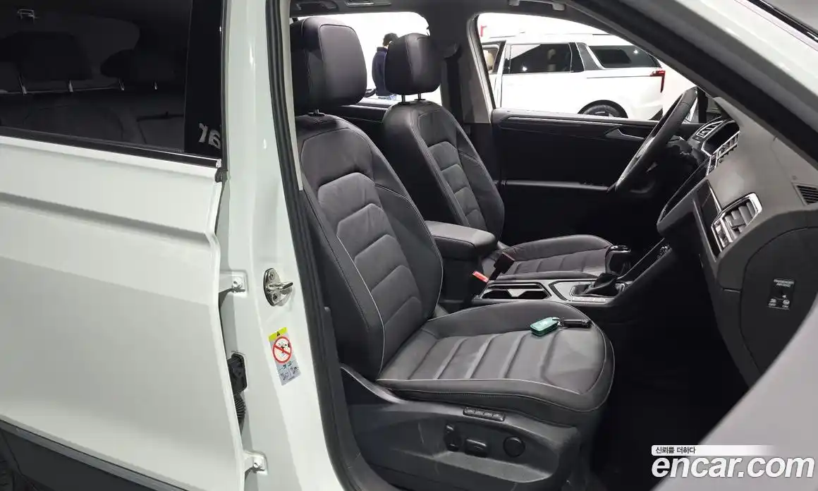 Volkswagen Tiguan 2024 2.0 Автомат в Москве № 198930, фото 10