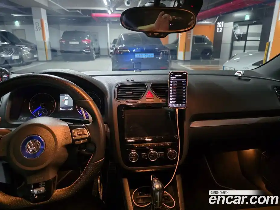 Volkswagen Scirocco 2013 2.0 Автомат в Москве № 199321, фото 15