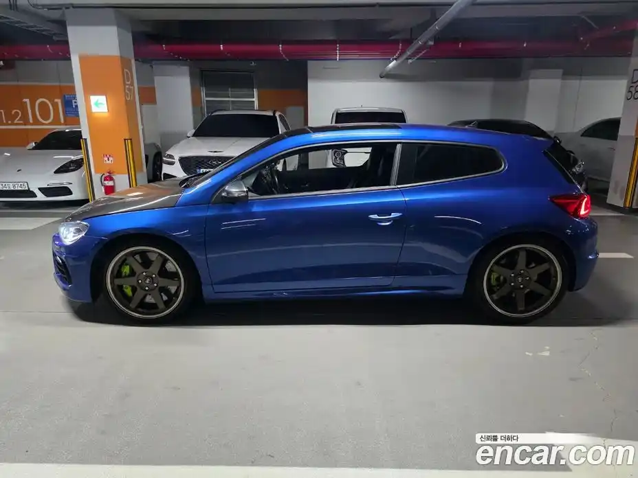 Volkswagen Scirocco 2013 2.0 Автомат в Москве № 199321, фото 17