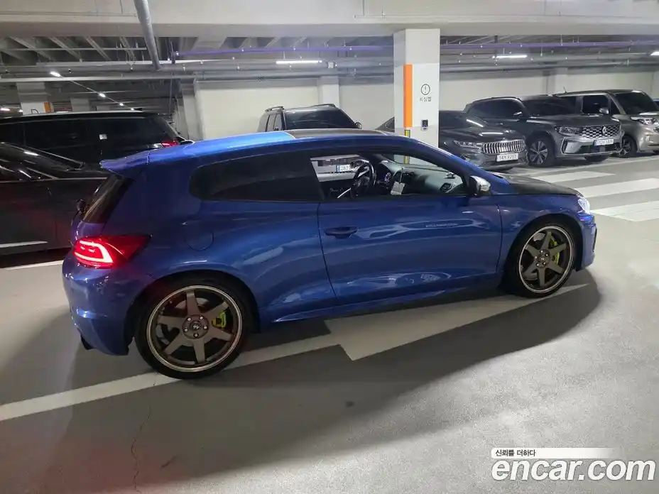 Volkswagen Scirocco 2013 2.0 Автомат в Москве № 199321, фото 19