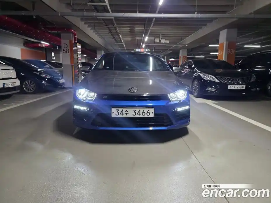 Volkswagen Scirocco 2013 2.0 Автомат в Москве № 199321, фото 3