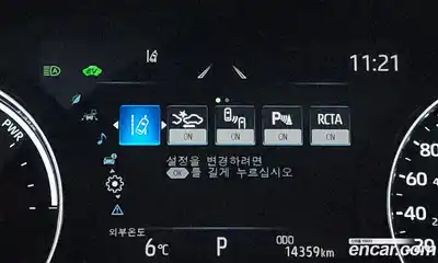 Toyota Sienna 2024 2.5 Автомат в Москве № 199543, миниатюра 12