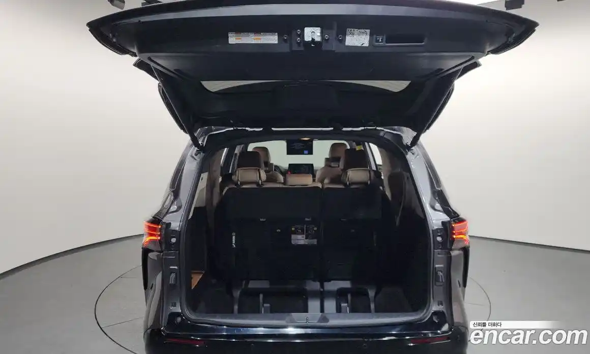 Toyota Sienna 2024 2.5 Автомат в Москве № 199543, фото 16