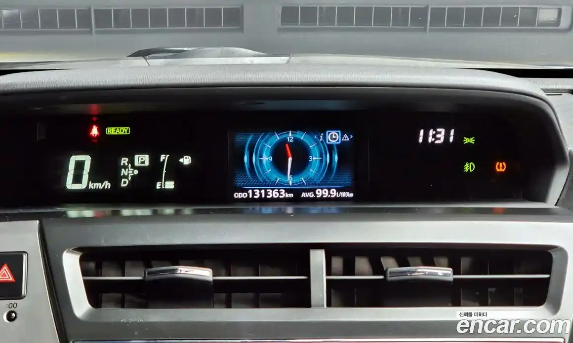 Toyota Prius 2017 1.8 Автомат в Москве № 199710, фото 16