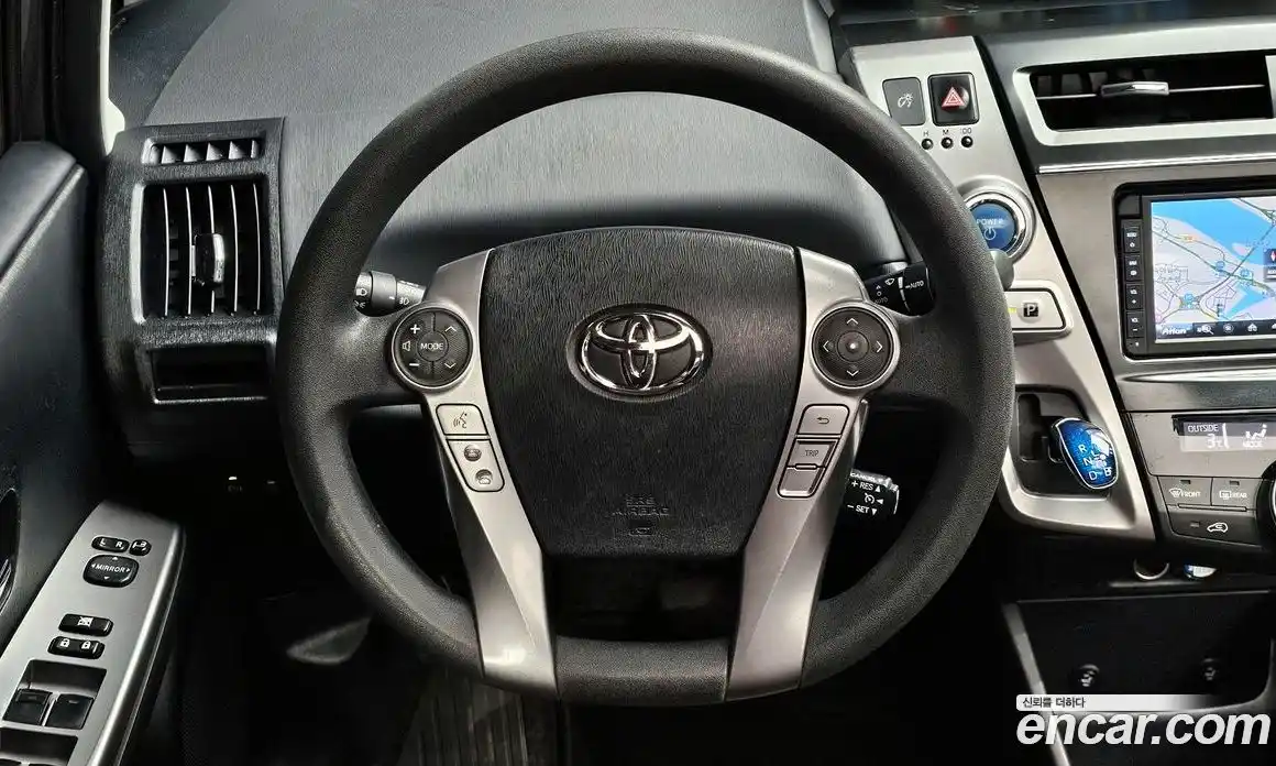 Toyota Prius 2017 1.8 Автомат в Москве № 199710, фото 7