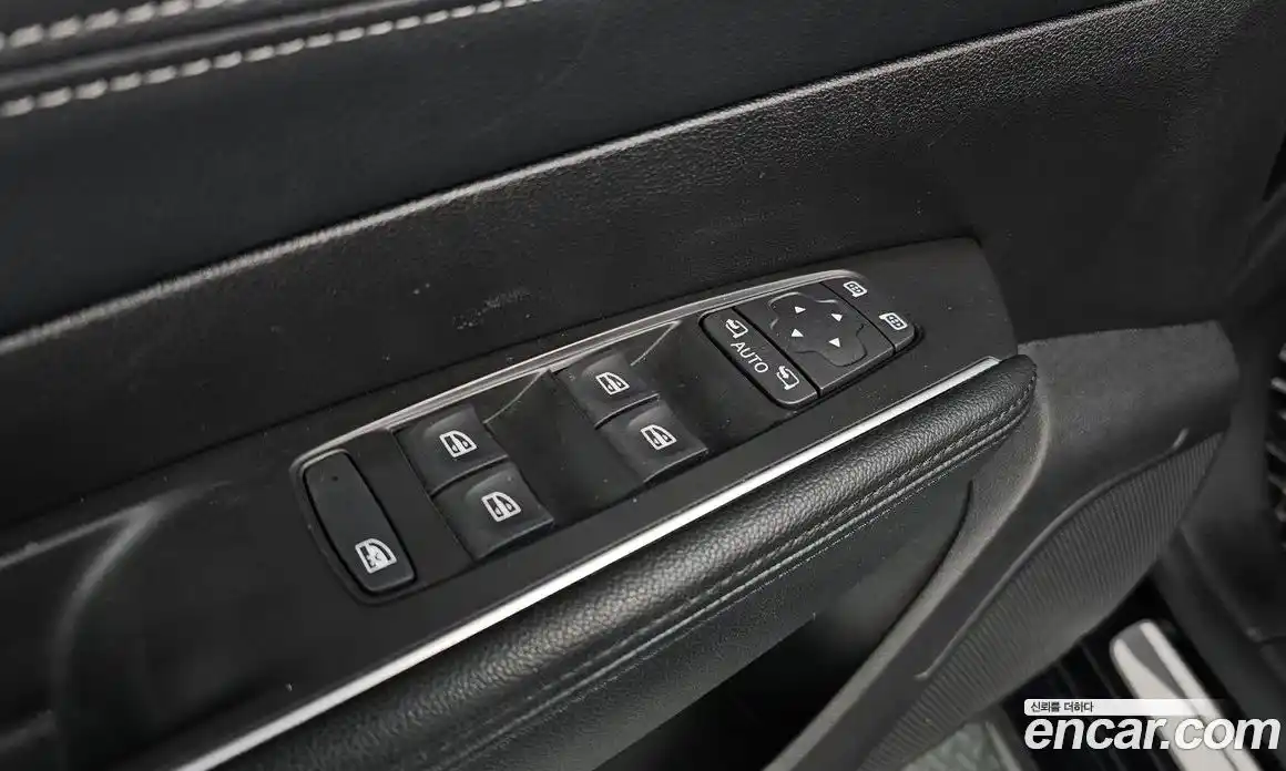 Renault SM6 2016 2.0 Автомат в Москве № 204975, фото 13