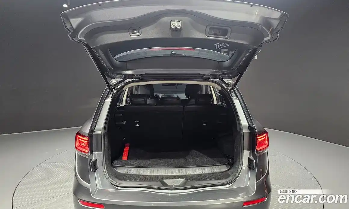 Renault QM6 2022 2.0 Автомат в Москве № 206456, фото 3