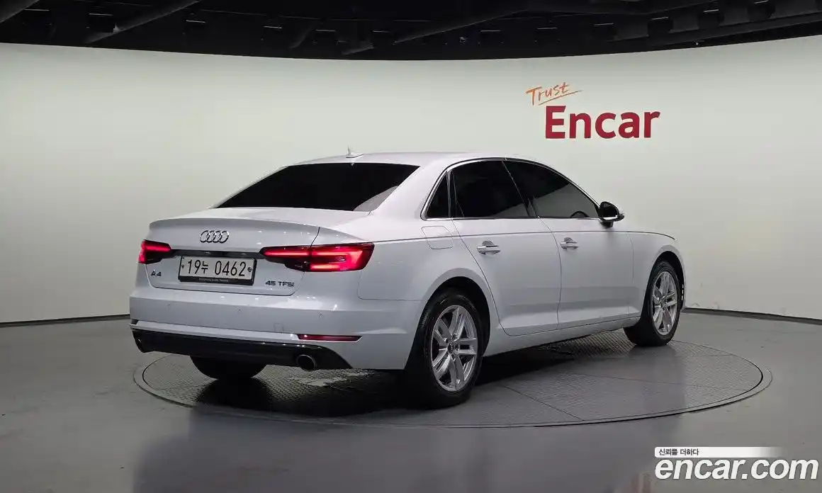 Audi A4 2016 2.0 Автомат в Москве № 211877, фото 13