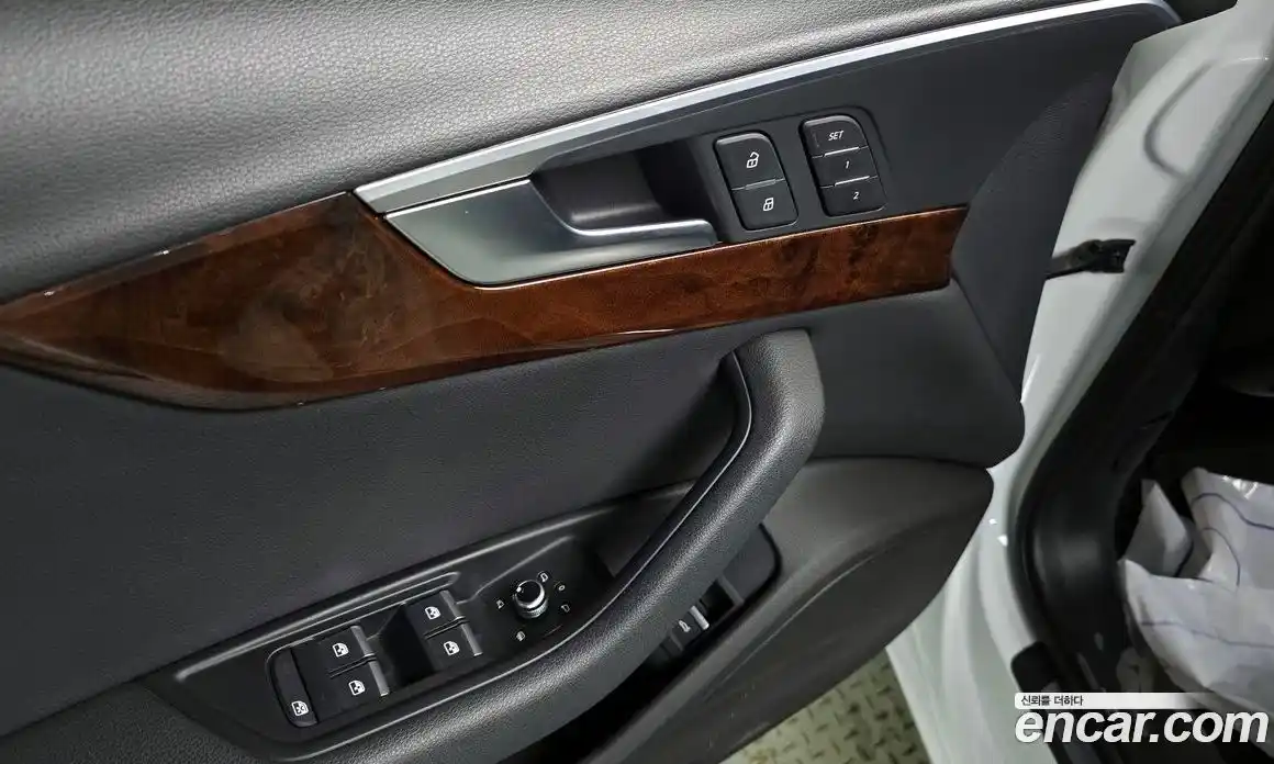 Audi A4 2016 2.0 Автомат в Москве № 211877, фото 16