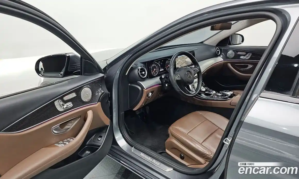 Mercedes-Benz E-Class 2018 2.0 Автомат в Москве № 212077, фото 18