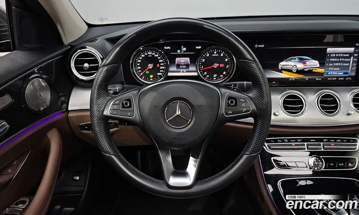 Mercedes-Benz E-Class 2018 2.0 Автомат в Москве № 212077, фото 19