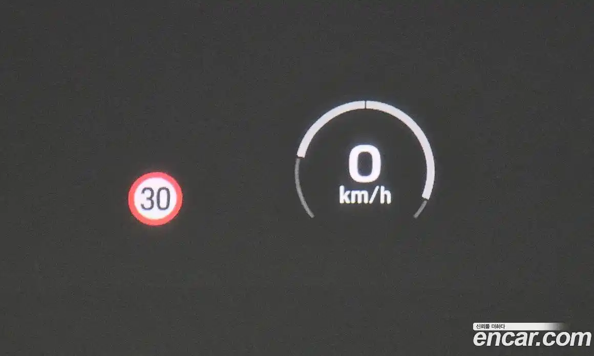 Porsche Macan 2025 0.2 Автомат в Москве № 213101, фото 15