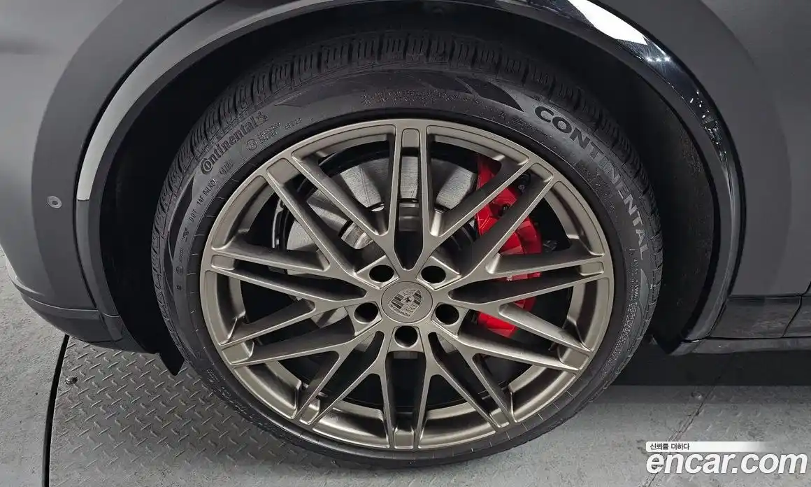 Porsche Macan 2025 0.2 Автомат в Москве № 213101, фото 19