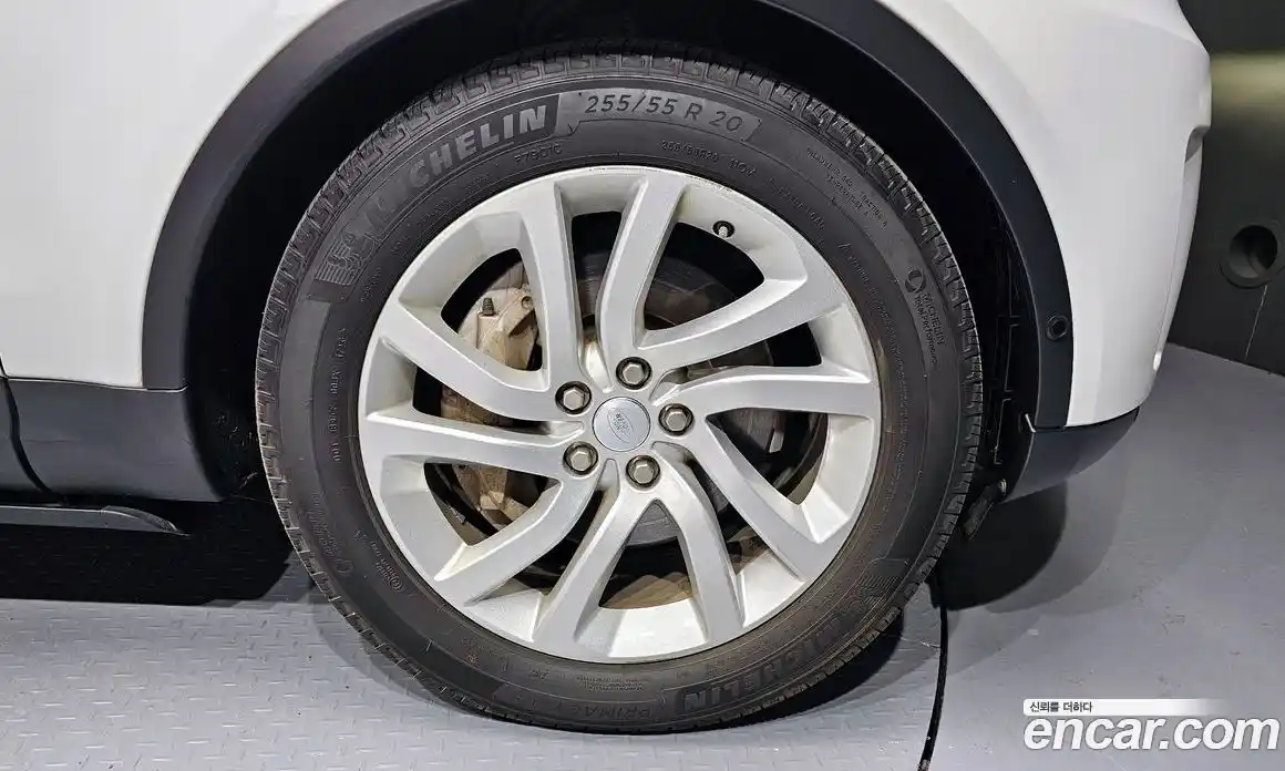 Land Rover Discovery 2019 3.0 Автомат в Москве № 213859, фото 12