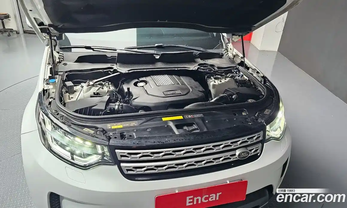 Land Rover Discovery 2019 3.0 Автомат в Москве № 213859, фото 15