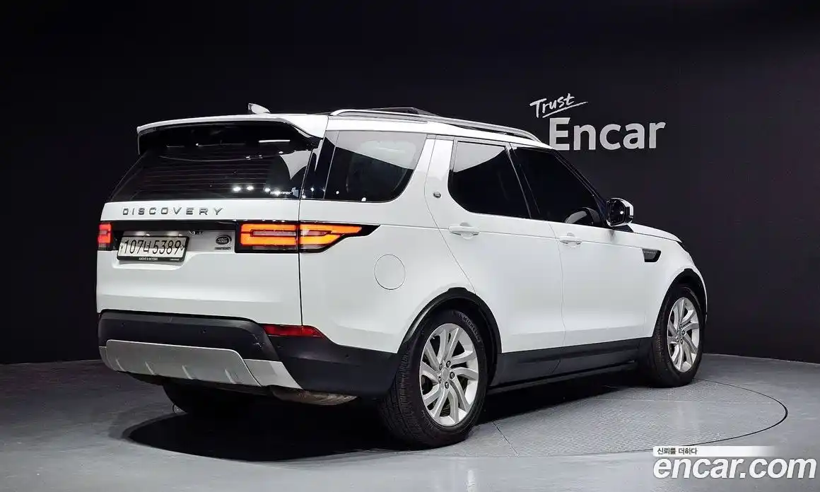 Land Rover Discovery 2019 3.0 Автомат в Москве № 213859, фото 20