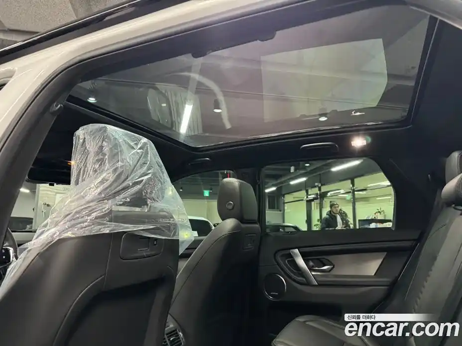 Land Rover Discovery Sport 2025 2.0 Автомат в Москве № 213887, фото 13