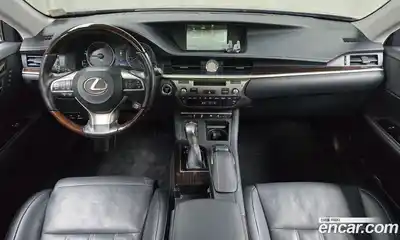 Lexus ES 2018 2.5 Автомат в Москве № 214639, миниатюра 6