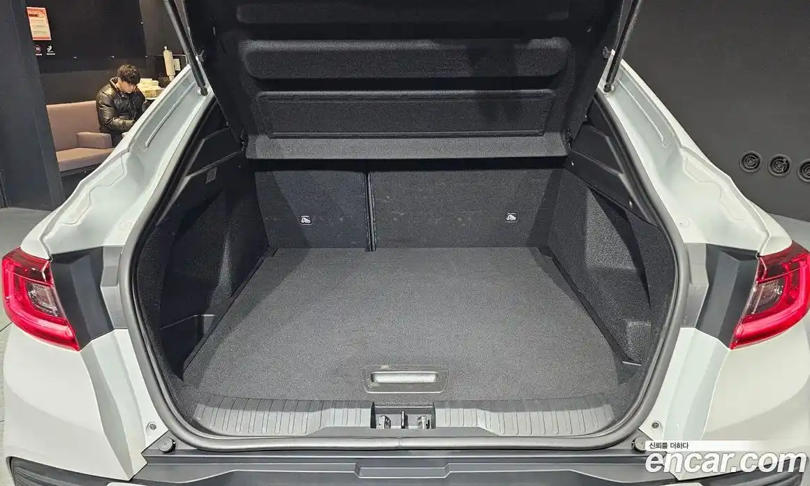 Renault XM3 2023 1.3 Автомат в Москве № 219945, фото 18