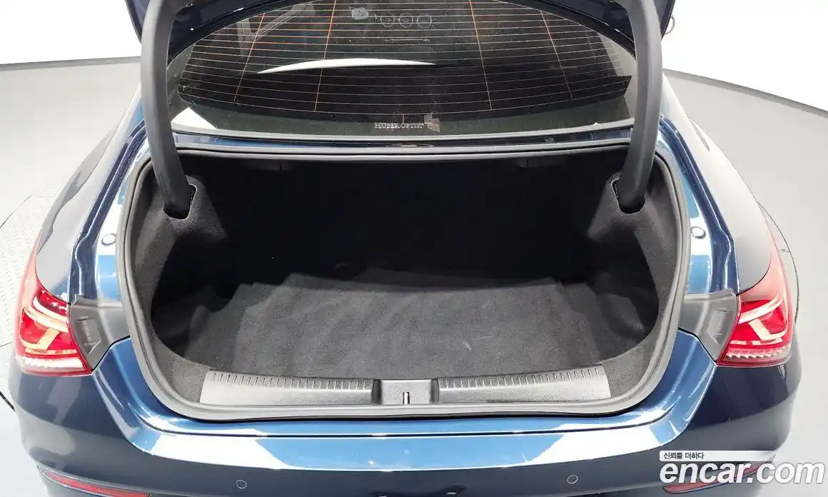 Mercedes-Benz CLA-Class 2020 2.0 Автомат в Москве № 220350, фото 18