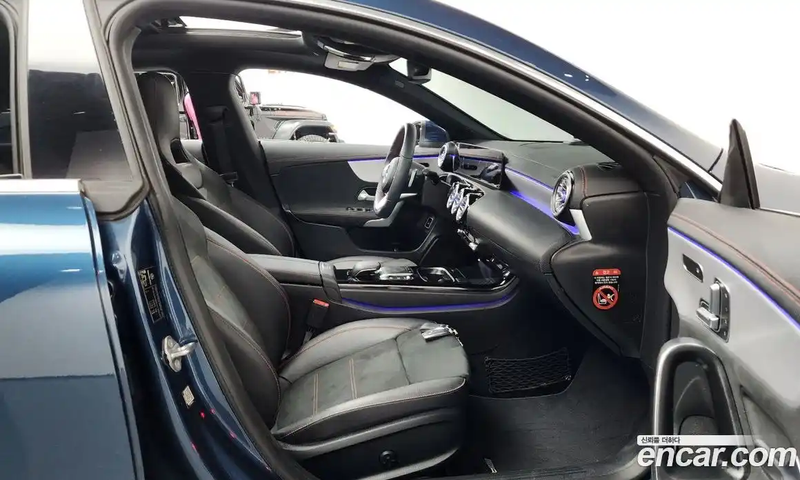 Mercedes-Benz CLA-Class 2020 2.0 Автомат в Москве № 220350, фото 6