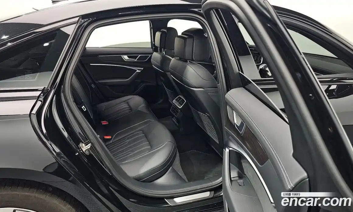 Audi A6 2025 2.0 Автомат в Москве № 220388, фото 5