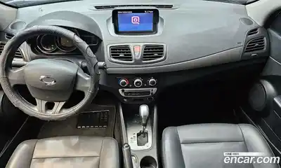 Renault SM3 2018 1.6 Автомат в Москве № 220994, миниатюра 9