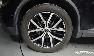 Renault QM6 2021 2.0 Автомат в Москве № 221389, миниатюра 3