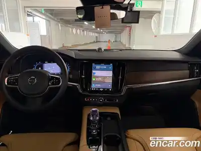 Volvo V90 2024 2.0 Автомат в Москве № 222134, миниатюра 7
