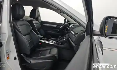 Renault QM6 2023 2.0 Автомат в Москве № 223519, миниатюра 12