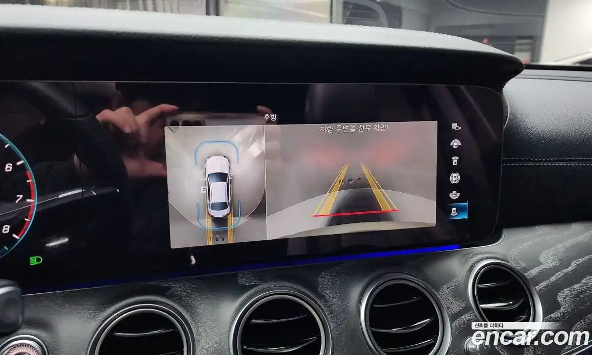 Mercedes-Benz E-Class 2022 2.0 Автомат в Москве № 224810, фото 16