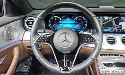 Mercedes-Benz E-Class 2021 2.0 Автомат в Москве № 225110, миниатюра 4