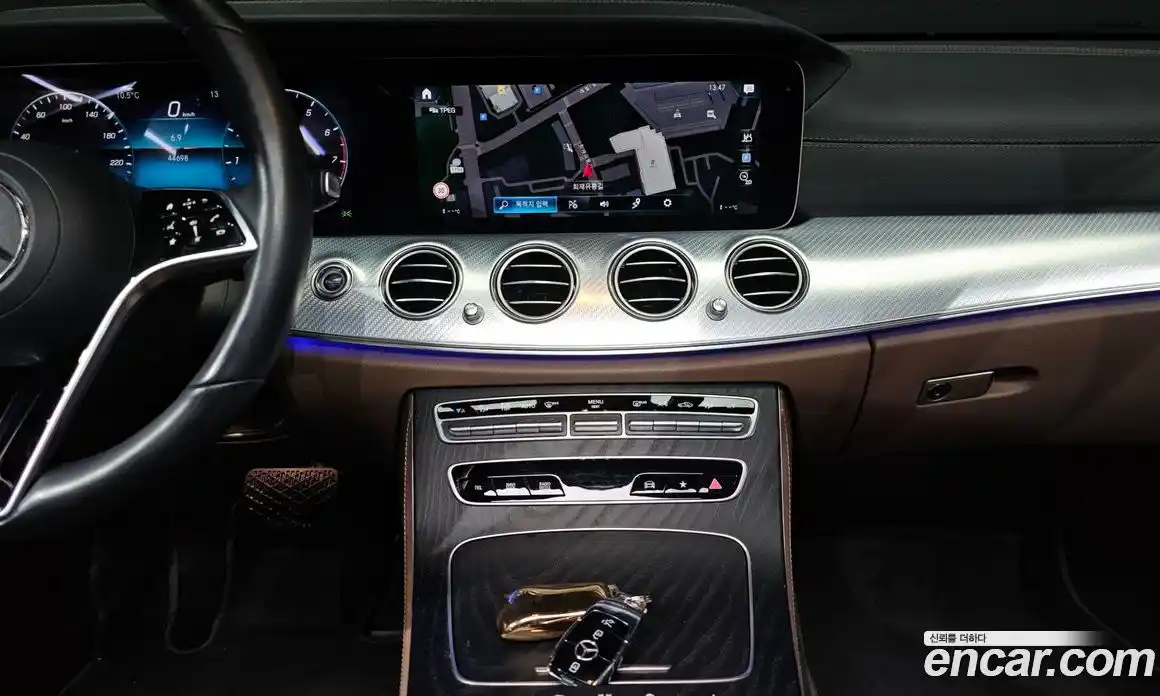 Mercedes-Benz E-Class 2021 2.0 Автомат в Москве № 225110, фото 6