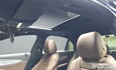 Mercedes-Benz E-Class 2021 2.0 Автомат в Москве № 225110, миниатюра 9