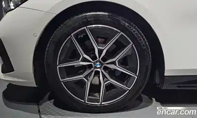 BMW 5-Series 2024 2.0 Автомат в Москве № 227854, миниатюра 11