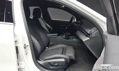 BMW 5-Series 2024 2.0 Автомат в Москве № 227854, миниатюра 2