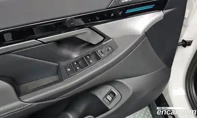 BMW 5-Series 2024 2.0 Автомат в Москве № 227854, миниатюра 6